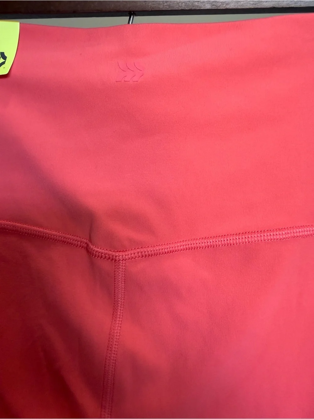NWT All in Motion High-Waist Performance Leggings in Coral- Small